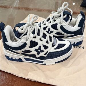 Authentic Louis Vuitton Stylish Navy and White Sneakers